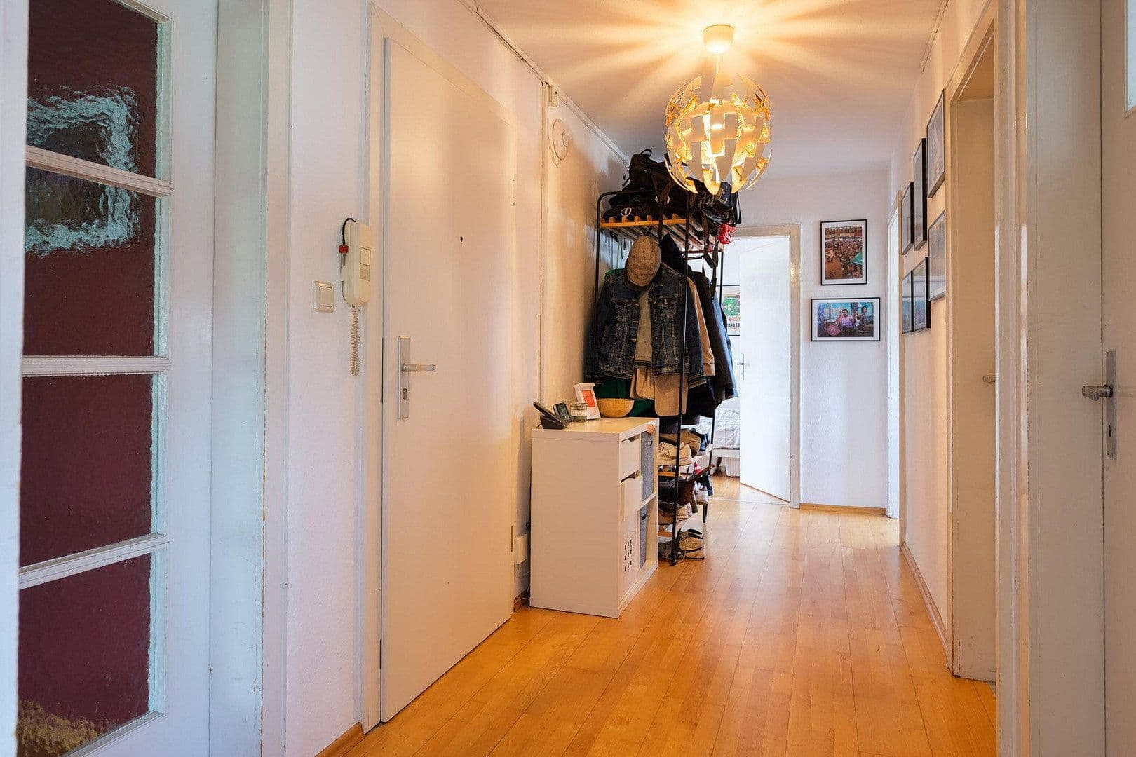 Prenájom bytu 3-izbový 85 m², Rheinstraße 53, Karlsruhe, Bádensko-Wurttembersko Prenájom bytu 3-izbový 85 m², Rheinstraße 53, Karlsruhe, Bádensko-Wurttembersko