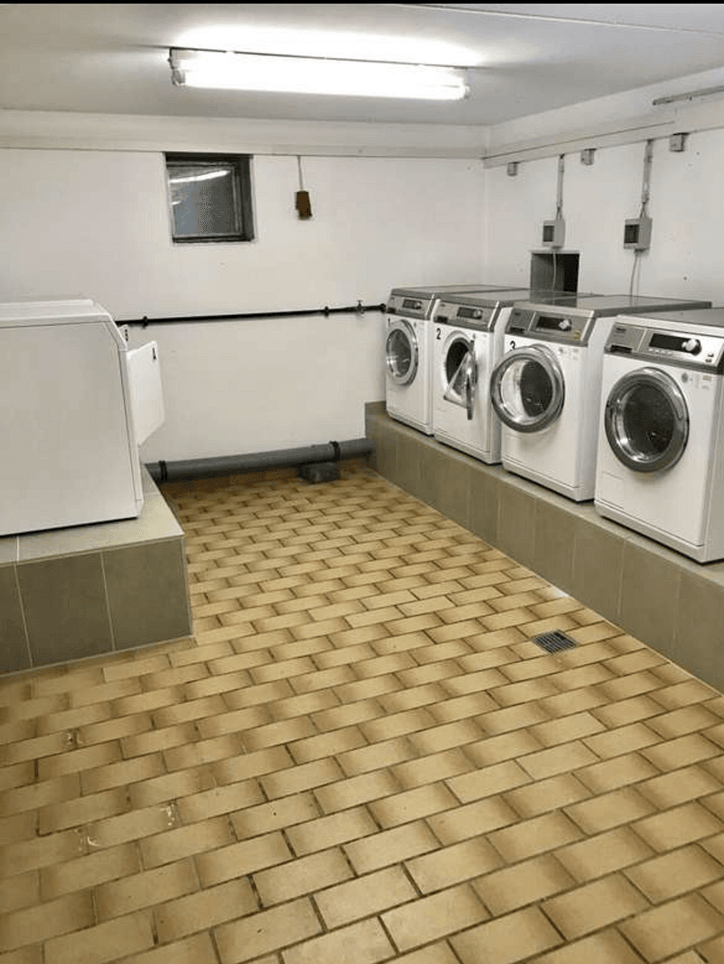 Prenájom bytu 1-izbový 20 m², Stöckener Str. 173, Hannover, Dolné Sasko Prenájom bytu 1-izbový 20 m², Stöckener Str. 173, Hannover, Dolné Sasko