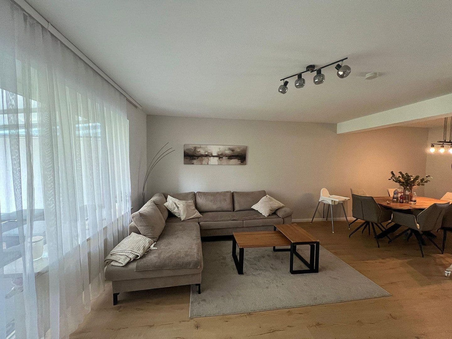 Predaj domu 94 m², pozemok 271 m², Kummerfeld, Šlezvicko-Holštajnsko Predaj domu 94 m², pozemok 271 m², Kummerfeld, Šlezvicko-Holštajnsko