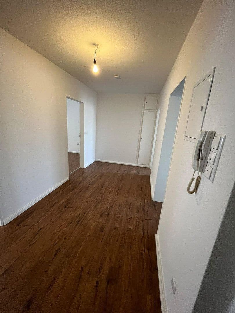 Prenájom bytu 2-izbový 63 m², Kaiser-Wilhelm-Strasse 21, Ludwigshafen, Porýnie-Falcko Prenájom bytu 2-izbový 63 m², Kaiser-Wilhelm-Strasse 21, Ludwigshafen, Porýnie-Falcko