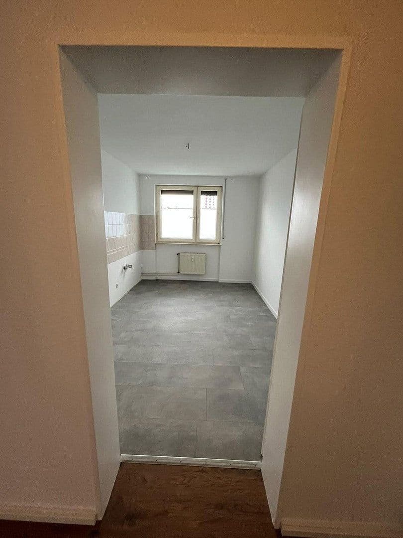 Prenájom bytu 2-izbový 63 m², Kaiser-Wilhelm-Strasse 21, Ludwigshafen, Porýnie-Falcko Prenájom bytu 2-izbový 63 m², Kaiser-Wilhelm-Strasse 21, Ludwigshafen, Porýnie-Falcko