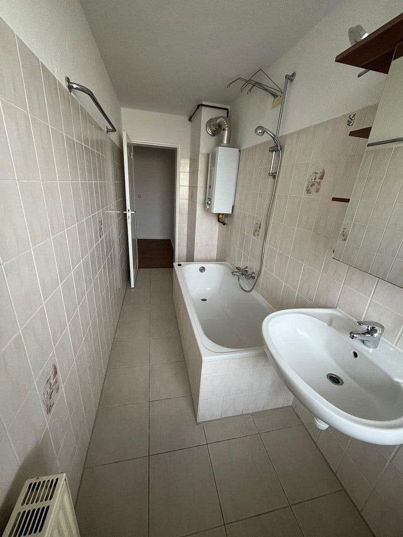 Prenájom bytu 2-izbový 63 m², Kaiser-Wilhelm-Strasse 21, Ludwigshafen, Porýnie-Falcko Prenájom bytu 2-izbový 63 m², Kaiser-Wilhelm-Strasse 21, Ludwigshafen, Porýnie-Falcko