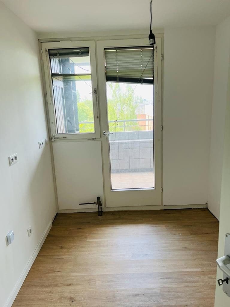 Prenájom bytu 2-izbový 65 m², Nüßstr. 18, Sindelfingen, Bádensko-Wurttembersko Prenájom bytu 2-izbový 65 m², Nüßstr. 18, Sindelfingen, Bádensko-Wurttembersko