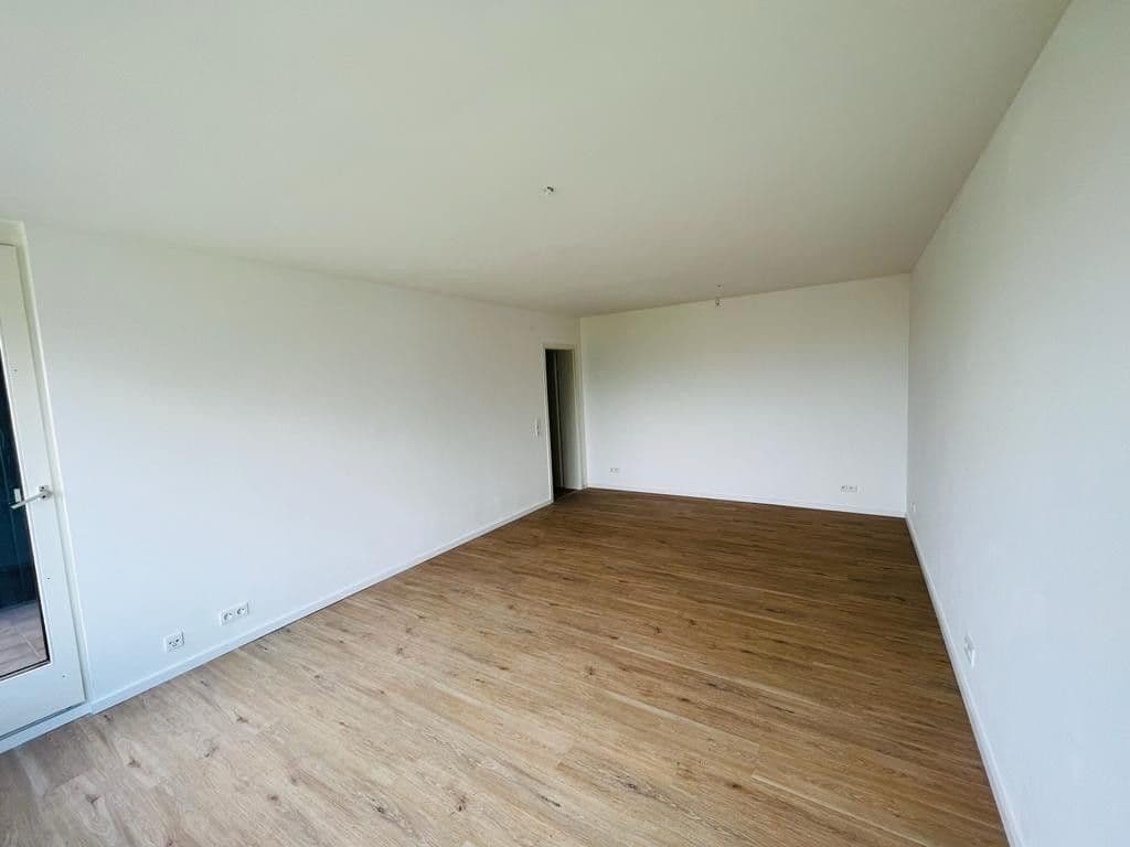 Prenájom bytu 2-izbový 65 m², Nüßstr. 18, Sindelfingen, Bádensko-Wurttembersko Prenájom bytu 2-izbový 65 m², Nüßstr. 18, Sindelfingen, Bádensko-Wurttembersko