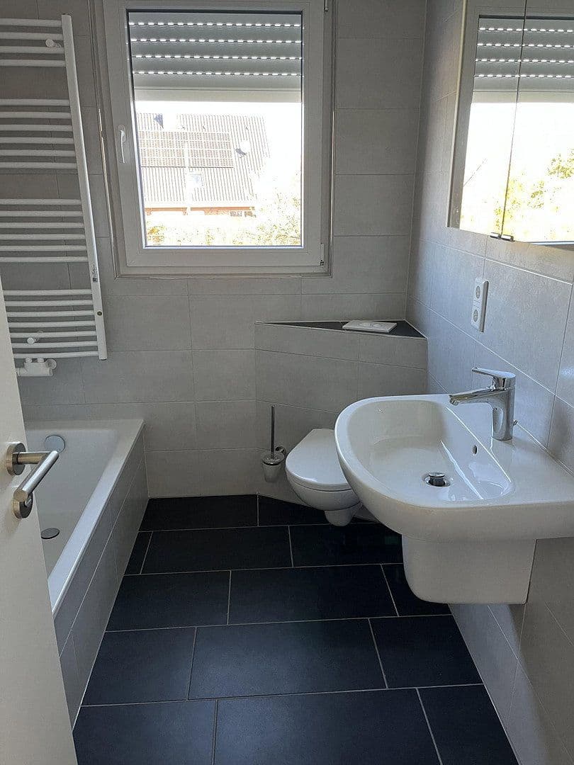 Prenájom bytu 5-izbový 117 m², Warendorf, Severné Porýnie - Westfálsko Prenájom bytu 5-izbový 117 m², Warendorf, Severné Porýnie - Westfálsko