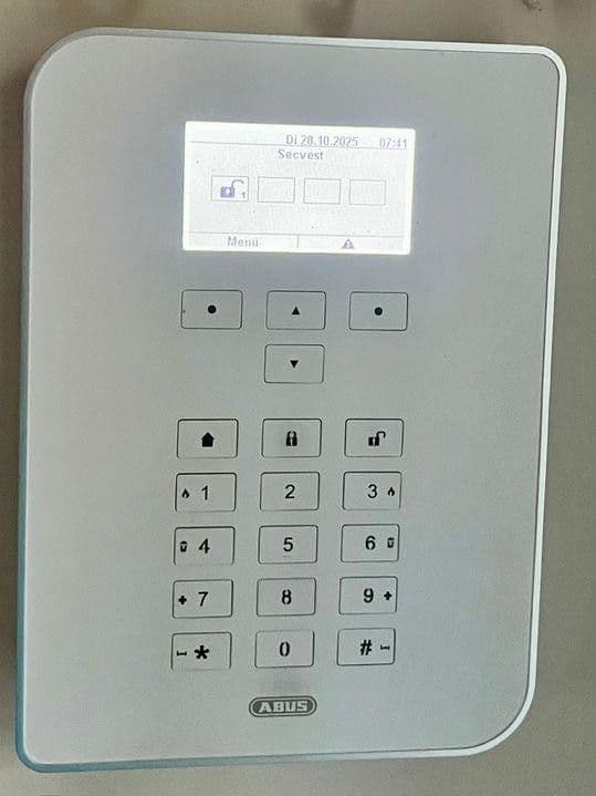 Predaj domu 121 m², pozemok 679 m², Neuenhagen bei Berlin, Brandenbursko Predaj domu 121 m², pozemok 679 m², Neuenhagen bei Berlin, Brandenbursko