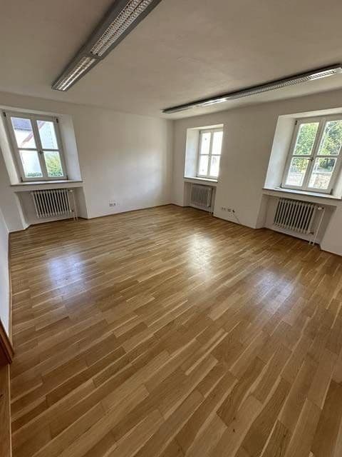 Prenájom domu 190 m², pozemok 1.000 m², An den Linden 14, Mühlhausen, Bavorsko Prenájom domu 190 m², pozemok 1.000 m², An den Linden 14, Mühlhausen, Bavorsko