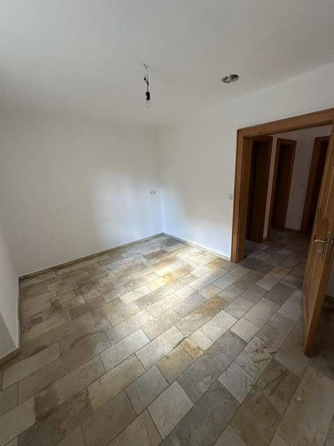 Prenájom domu 190 m², pozemok 1.000 m², An den Linden 14, Mühlhausen, Bavorsko Prenájom domu 190 m², pozemok 1.000 m², An den Linden 14, Mühlhausen, Bavorsko