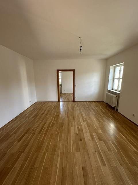 Prenájom domu 190 m², pozemok 1.000 m², An den Linden 14, Mühlhausen, Bavorsko Prenájom domu 190 m², pozemok 1.000 m², An den Linden 14, Mühlhausen, Bavorsko