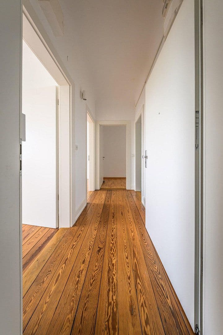 Predaj bytu 4-izbový 68 m², Stuttgart, Bádensko-Wurttembersko Predaj bytu 4-izbový 68 m², Stuttgart, Bádensko-Wurttembersko