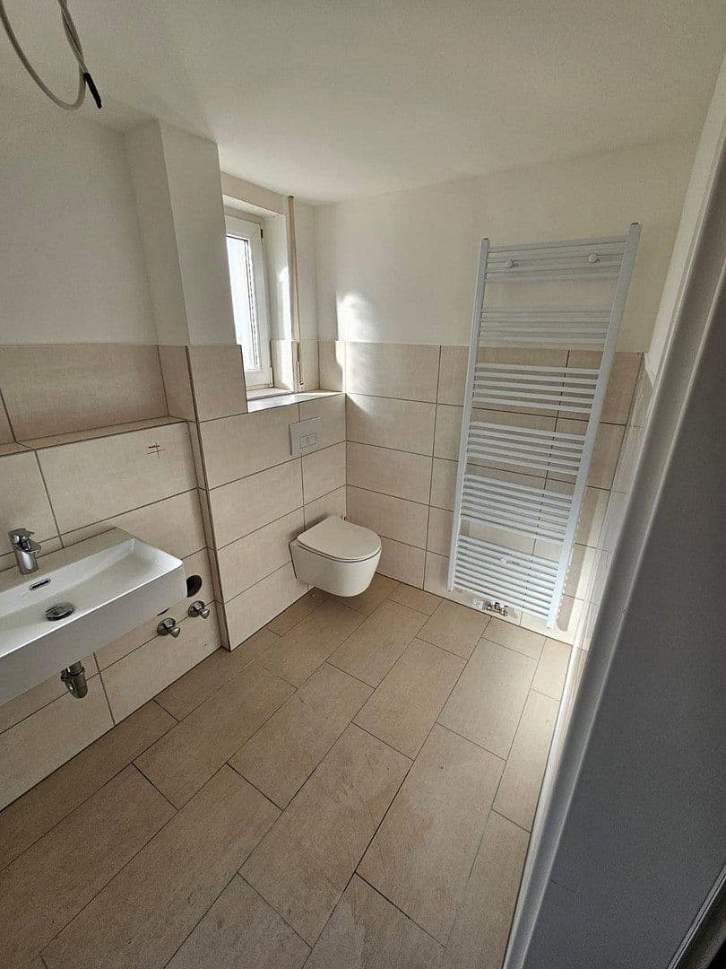 Prenájom bytu 4-izbový 96 m², Parkstrasse 3, Bad Vilbel, Hesensko Prenájom bytu 4-izbový 96 m², Parkstrasse 3, Bad Vilbel, Hesensko