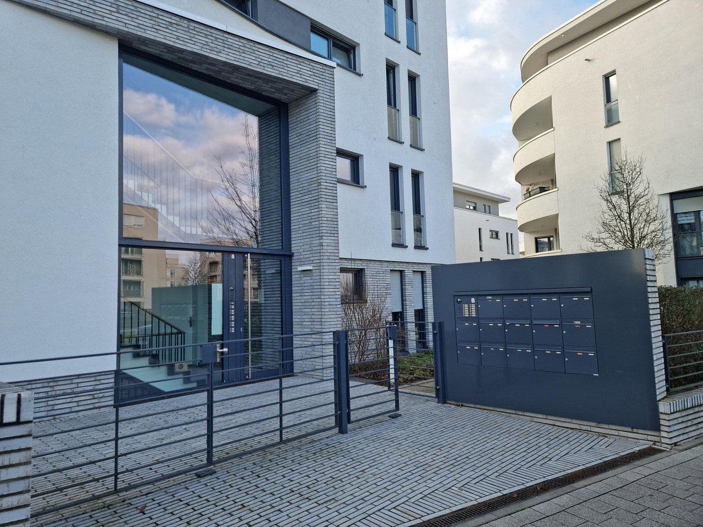 Prenájom bytu 2-izbový 73 m², Wolfgang-Bangert-Strasse 8, Frankfurt am Main, Hesensko Prenájom bytu 2-izbový 73 m², Wolfgang-Bangert-Strasse 8, Frankfurt am Main, Hesensko