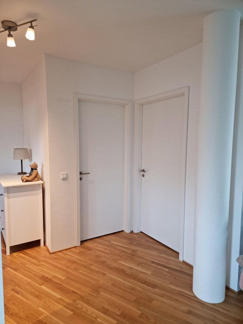 Prenájom bytu 2-izbový 73 m², Wolfgang-Bangert-Strasse 8, Frankfurt am Main, Hesensko Prenájom bytu 2-izbový 73 m², Wolfgang-Bangert-Strasse 8, Frankfurt am Main, Hesensko