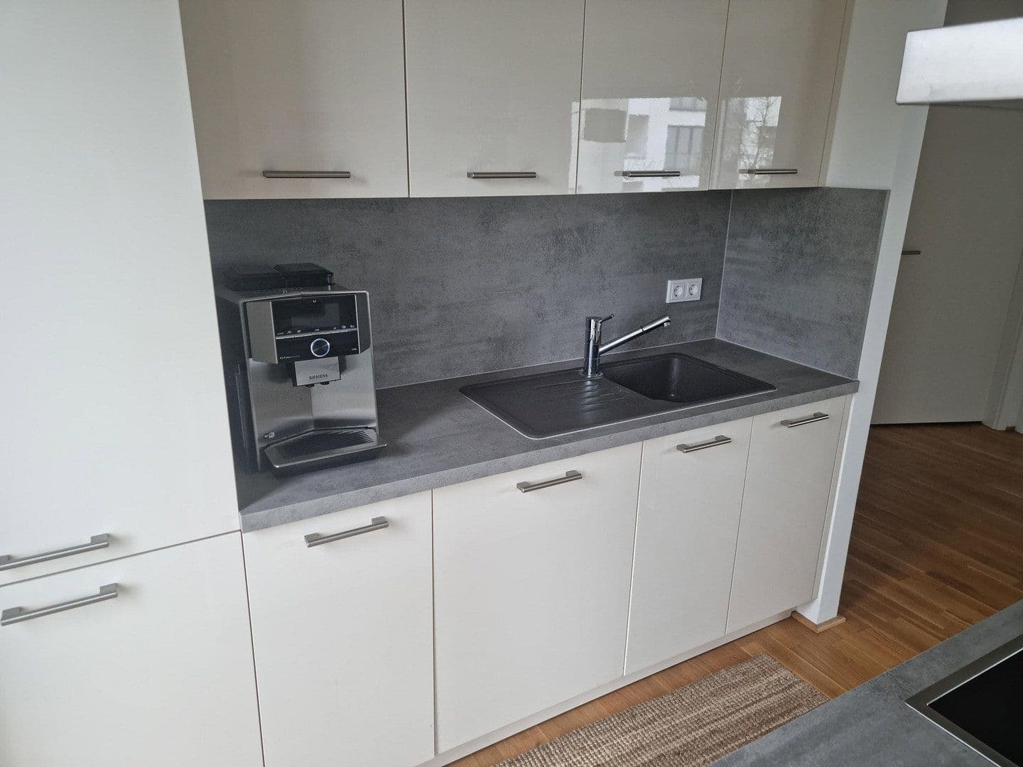Prenájom bytu 2-izbový 73 m², Wolfgang-Bangert-Strasse 8, Frankfurt am Main, Hesensko Prenájom bytu 2-izbový 73 m², Wolfgang-Bangert-Strasse 8, Frankfurt am Main, Hesensko