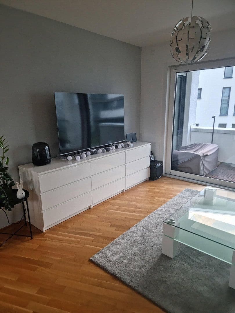 Prenájom bytu 2-izbový 73 m², Wolfgang-Bangert-Strasse 8, Frankfurt am Main, Hesensko Prenájom bytu 2-izbový 73 m², Wolfgang-Bangert-Strasse 8, Frankfurt am Main, Hesensko