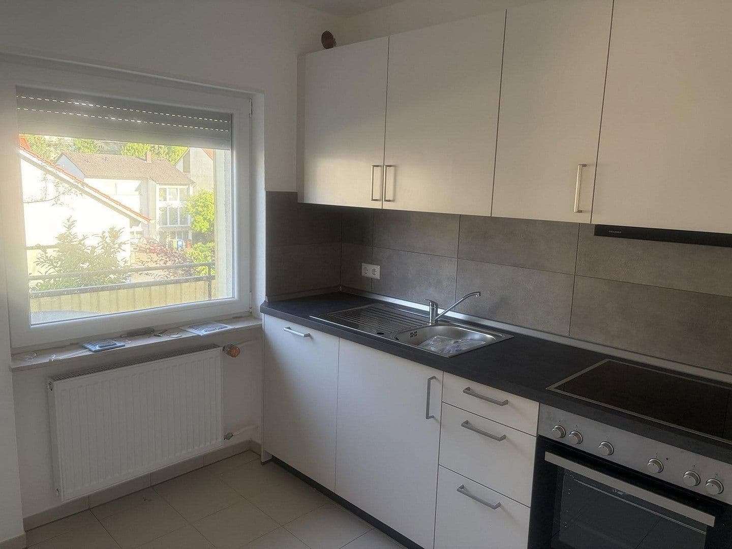 Prenájom bytu 3-izbový 74 m², Neckargemünd, Bádensko-Wurttembersko Prenájom bytu 3-izbový 74 m², Neckargemünd, Bádensko-Wurttembersko