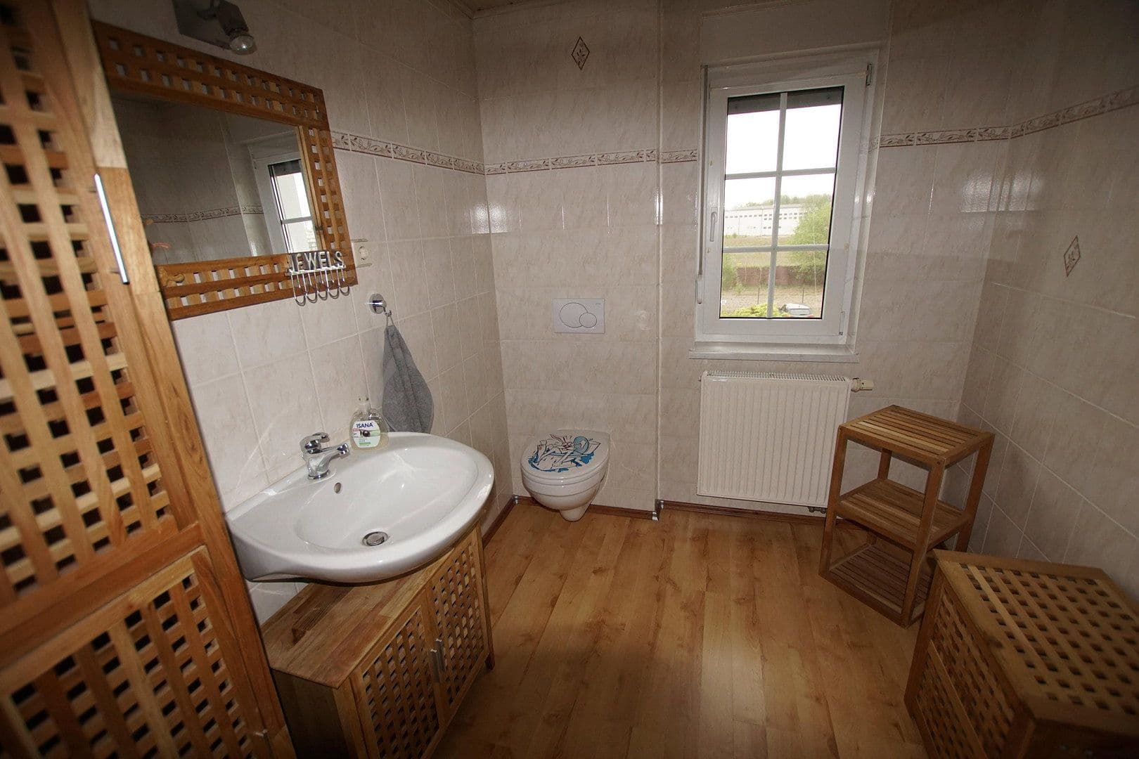 Predaj domu 130 m², pozemok 102 m², Gräfenhainichen, Sasko-Anhaltsko Predaj domu 130 m², pozemok 102 m², Gräfenhainichen, Sasko-Anhaltsko