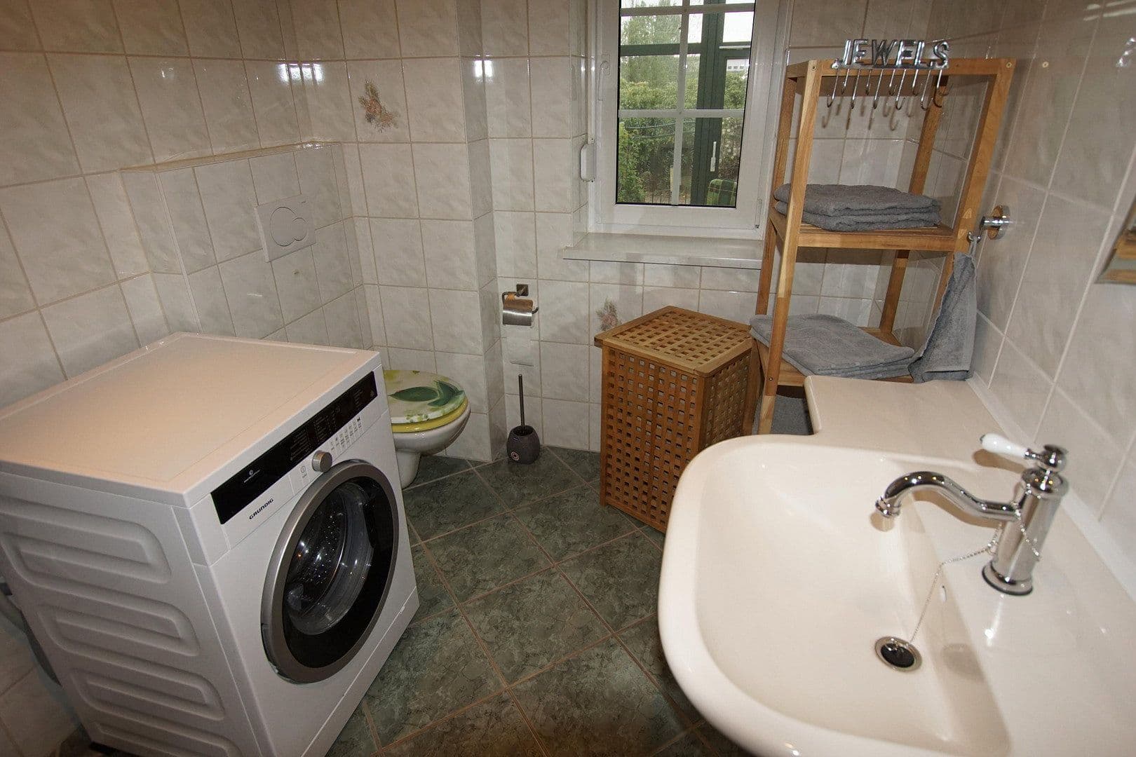 Predaj domu 130 m², pozemok 102 m², Gräfenhainichen, Sasko-Anhaltsko Predaj domu 130 m², pozemok 102 m², Gräfenhainichen, Sasko-Anhaltsko