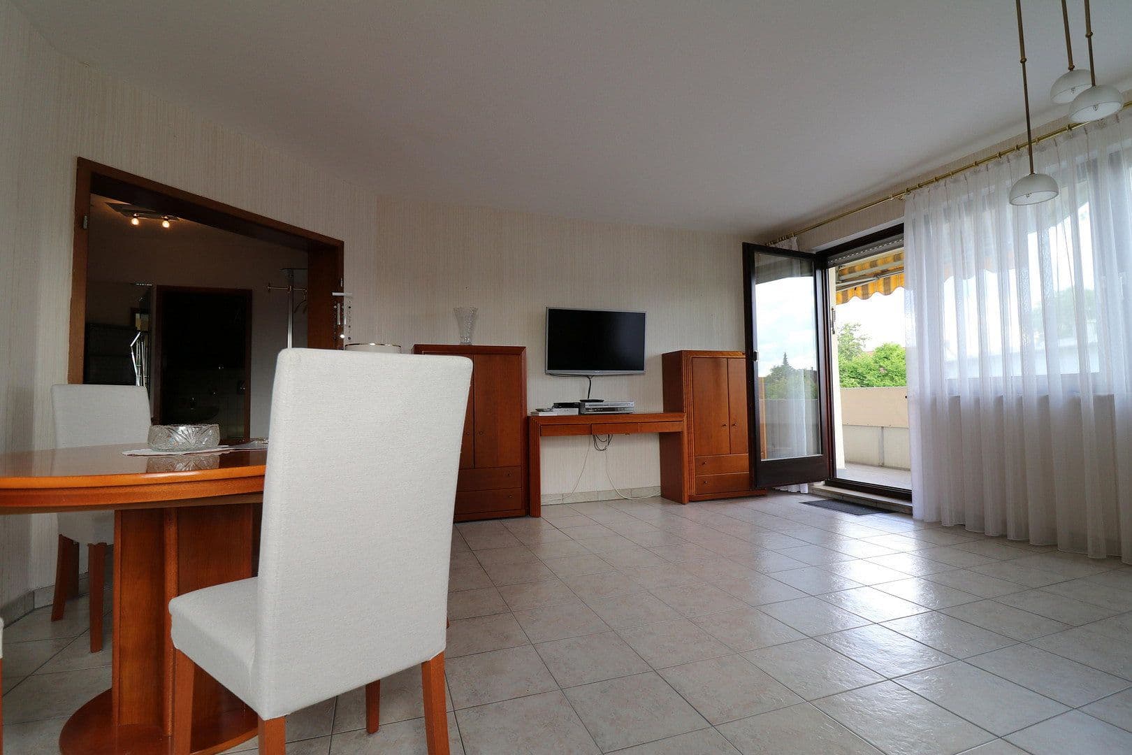 Prenájom bytu 2-izbový 72 m², Fürth, Bavorsko Prenájom bytu 2-izbový 72 m², Fürth, Bavorsko