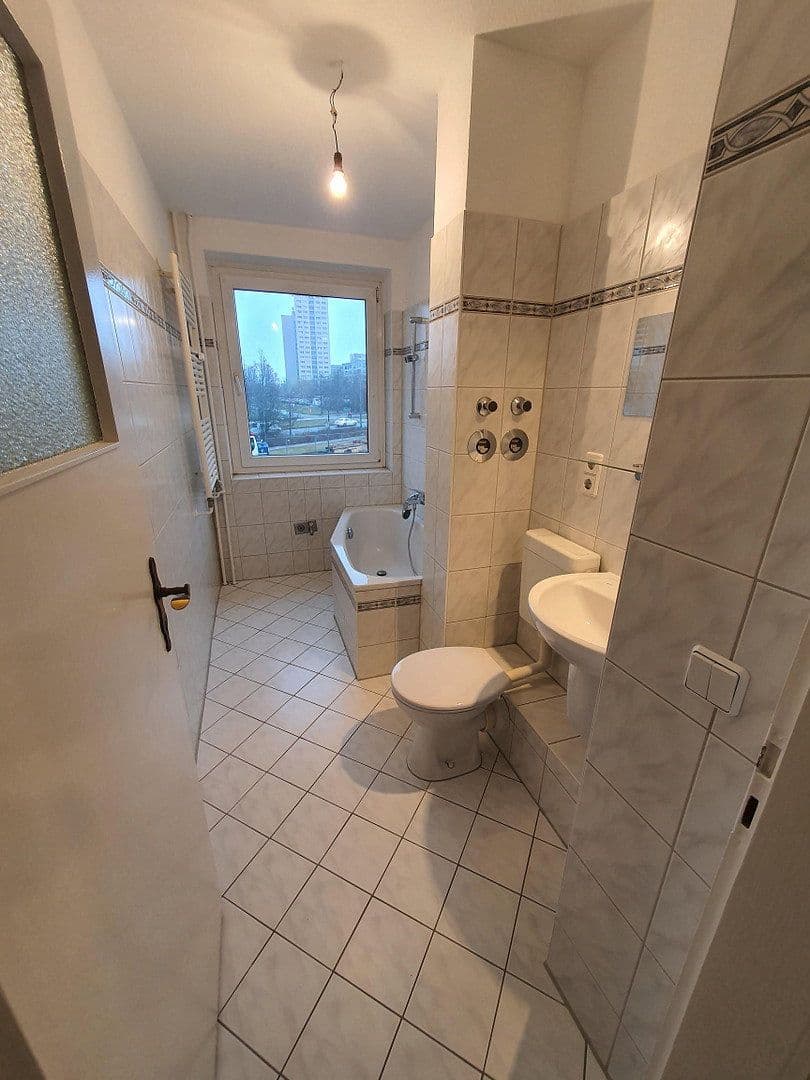 Prenájom bytu 1-izbový 40 m², Alt Marzahn 16 B, Berlin, Berlín Prenájom bytu 1-izbový 40 m², Alt Marzahn 16 B, Berlin, Berlín