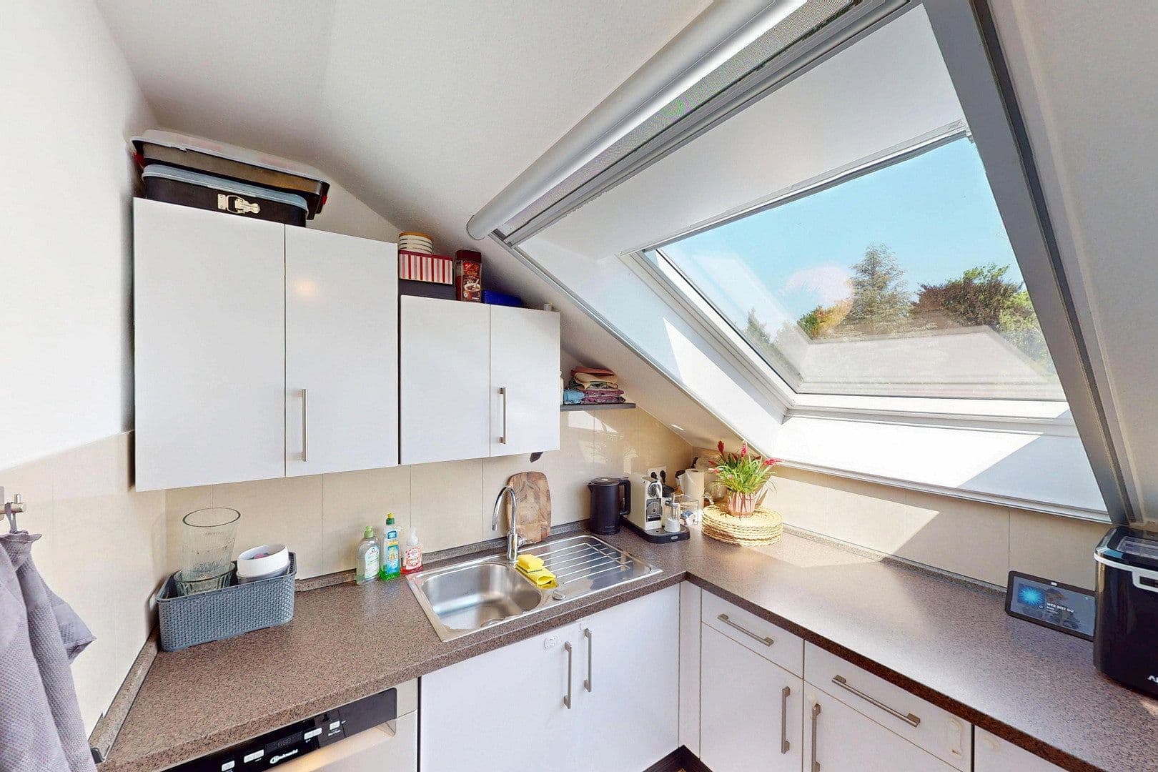 Predaj bytu 3-izbový 82 m², Wollinstraße 96, Stuttgart, Bádensko-Wurttembersko Predaj bytu 3-izbový 82 m², Wollinstraße 96, Stuttgart, Bádensko-Wurttembersko