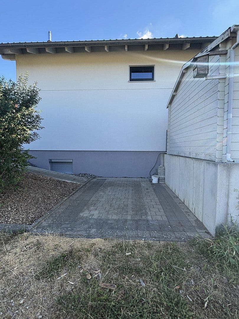 Predaj domu 123 m², pozemok 698 m², Auf Strieglen 2, Gosheim, Bádensko-Wurttembersko Predaj domu 123 m², pozemok 698 m², Auf Strieglen 2, Gosheim, Bádensko-Wurttembersko