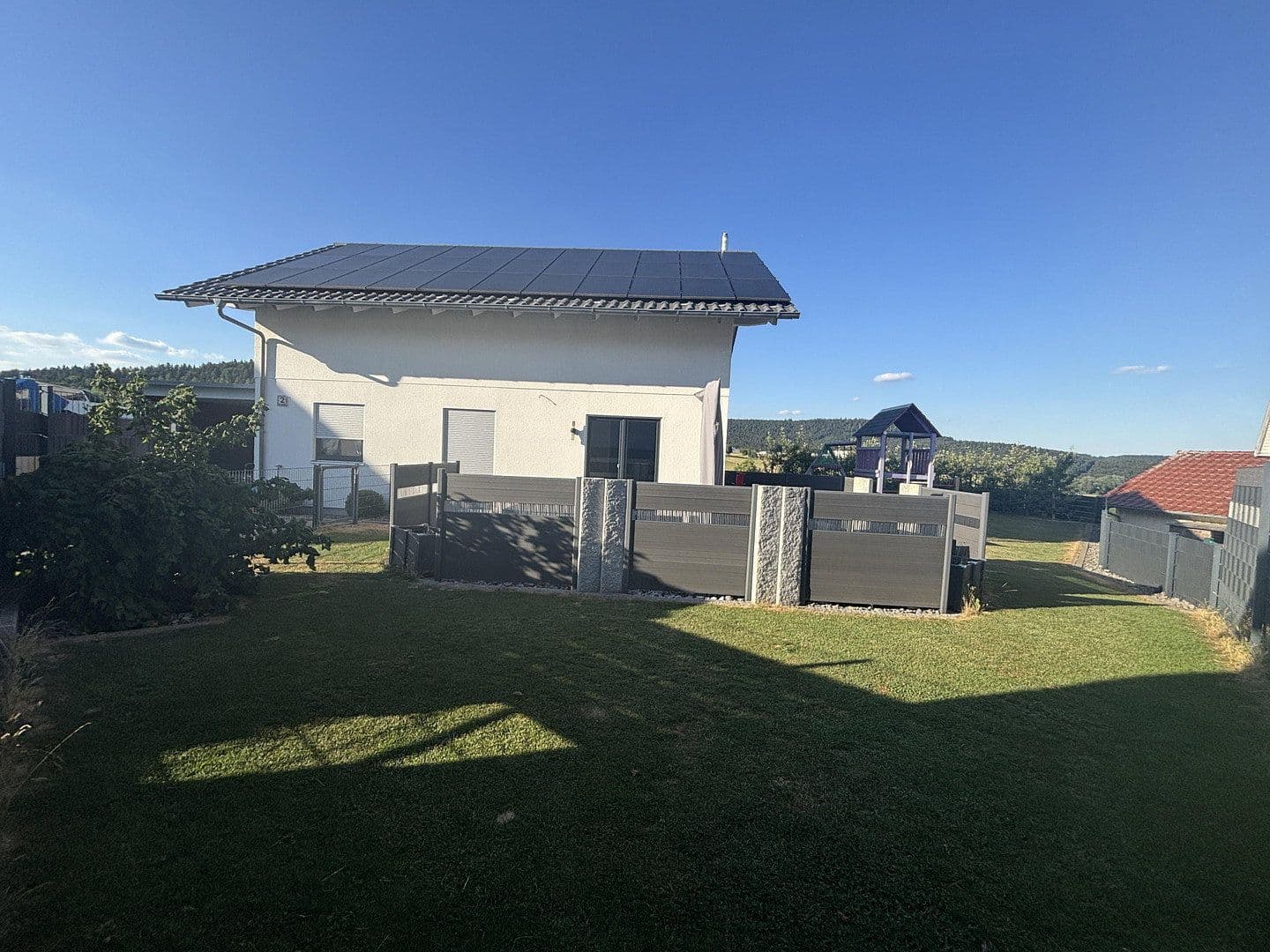 Predaj domu 123 m², pozemok 698 m², Auf Strieglen 2, Gosheim, Bádensko-Wurttembersko Predaj domu 123 m², pozemok 698 m², Auf Strieglen 2, Gosheim, Bádensko-Wurttembersko
