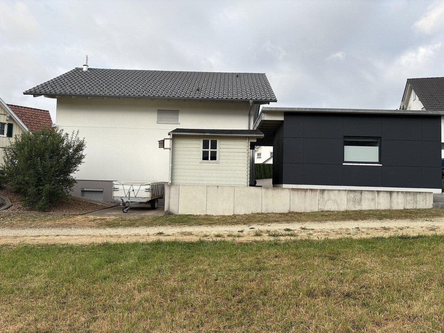 Predaj domu 123 m², pozemok 698 m², Auf Strieglen 2, Gosheim, Bádensko-Wurttembersko Predaj domu 123 m², pozemok 698 m², Auf Strieglen 2, Gosheim, Bádensko-Wurttembersko