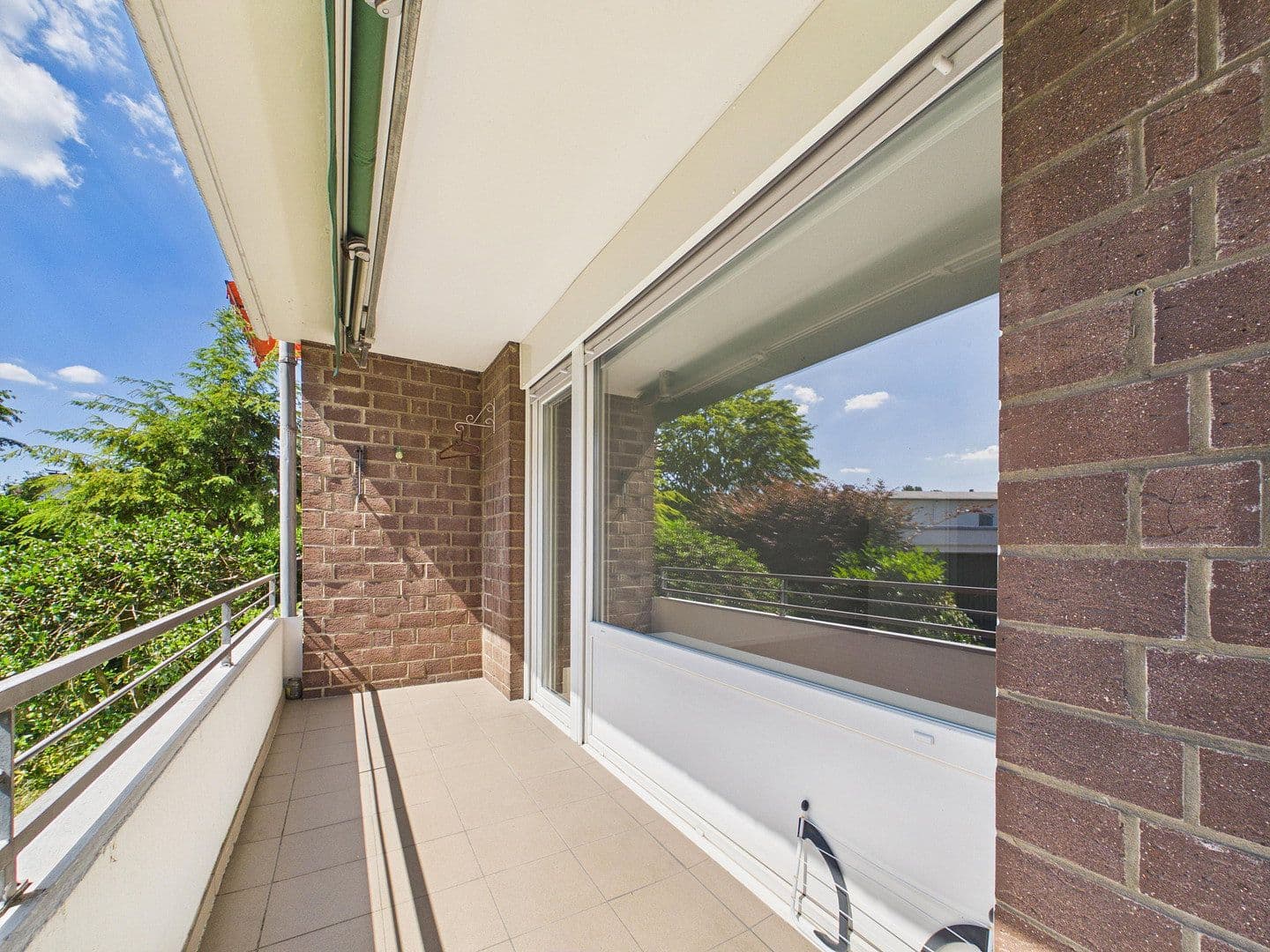 Predaj bytu 3-izbový 120 m², Düsseldorf, Severné Porýnie - Westfálsko Predaj bytu 3-izbový 120 m², Düsseldorf, Severné Porýnie - Westfálsko