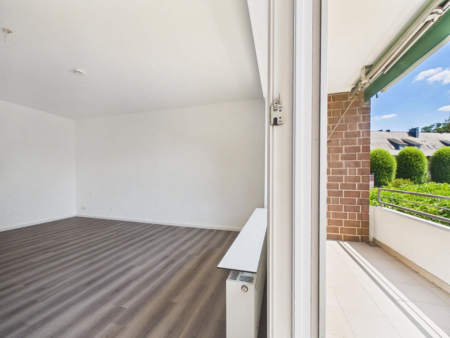 Predaj bytu 3-izbový 120 m², Düsseldorf, Severné Porýnie - Westfálsko Predaj bytu 3-izbový 120 m², Düsseldorf, Severné Porýnie - Westfálsko