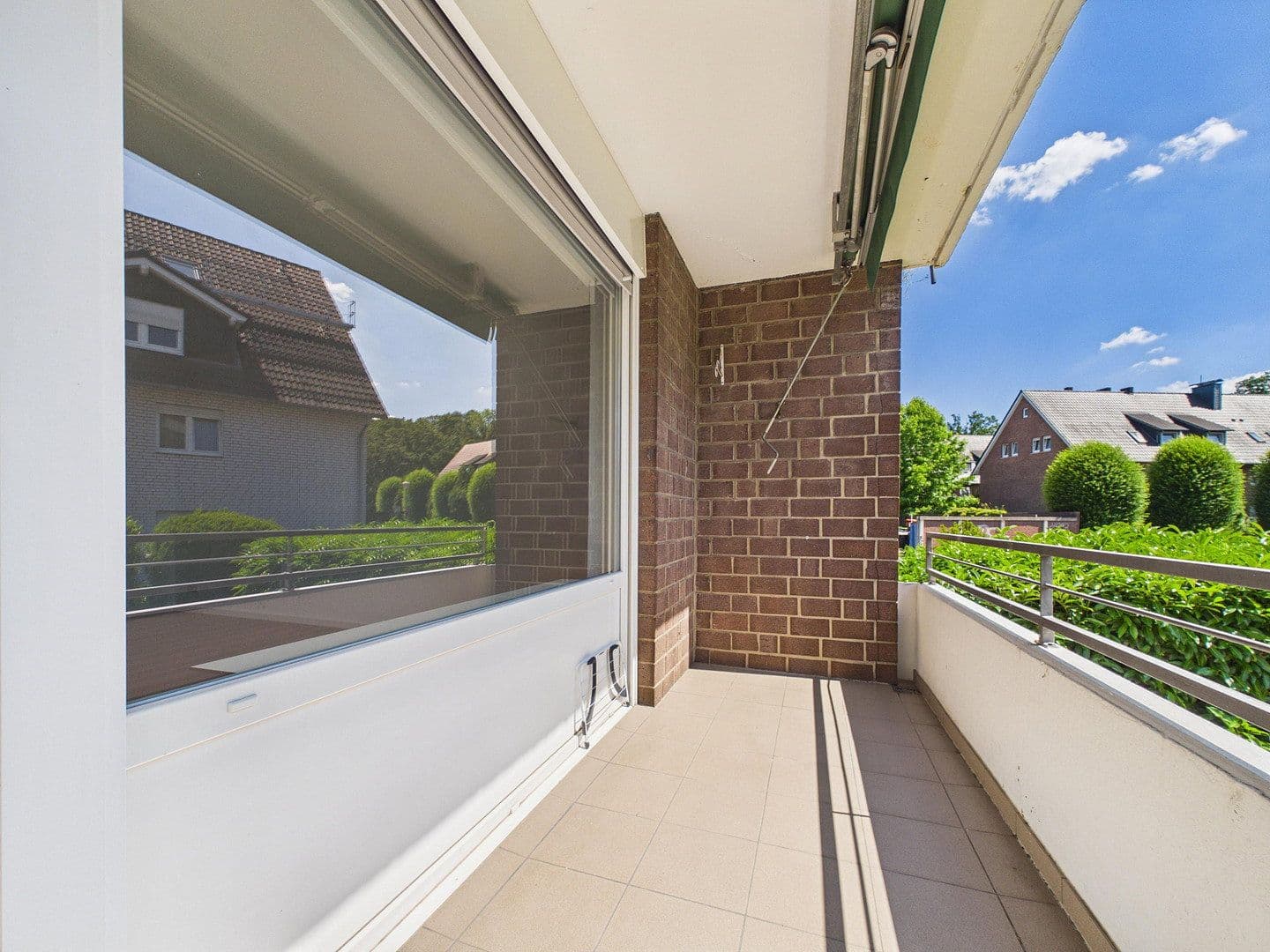 Predaj bytu 3-izbový 120 m², Düsseldorf, Severné Porýnie - Westfálsko Predaj bytu 3-izbový 120 m², Düsseldorf, Severné Porýnie - Westfálsko