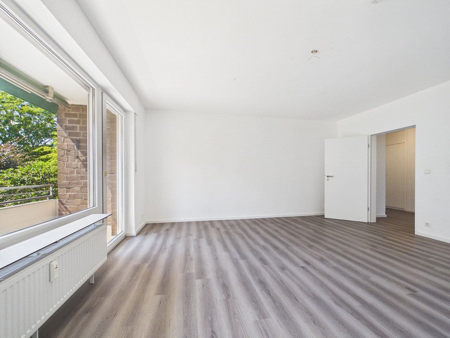 Predaj bytu 3-izbový 120 m², Düsseldorf, Severné Porýnie - Westfálsko Predaj bytu 3-izbový 120 m², Düsseldorf, Severné Porýnie - Westfálsko