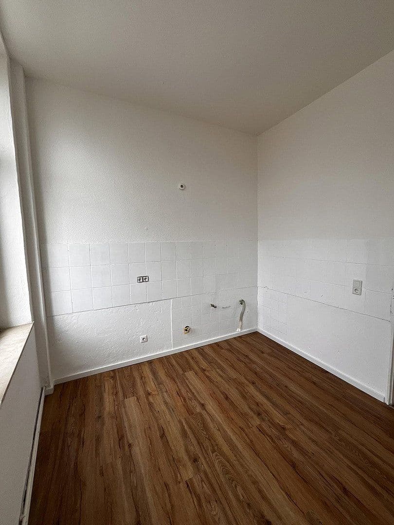 Prenájom bytu 3-izbový 79 m², Krefeld, Severné Porýnie - Westfálsko Prenájom bytu 3-izbový 79 m², Krefeld, Severné Porýnie - Westfálsko