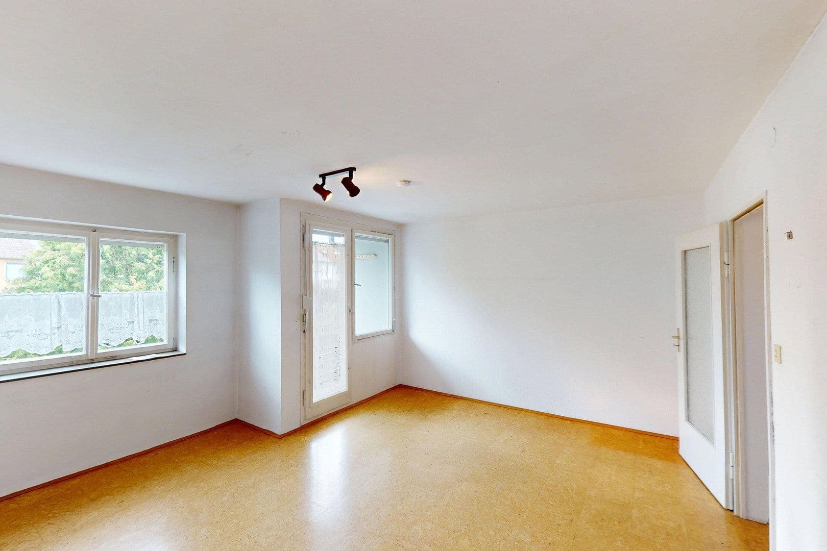 Predaj domu 92 m², pozemok 214 m², Fohrenbühlerstraße 103, Sindelfingen, Bádensko-Wurttembersko Predaj domu 92 m², pozemok 214 m², Fohrenbühlerstraße 103, Sindelfingen, Bádensko-Wurttembersko