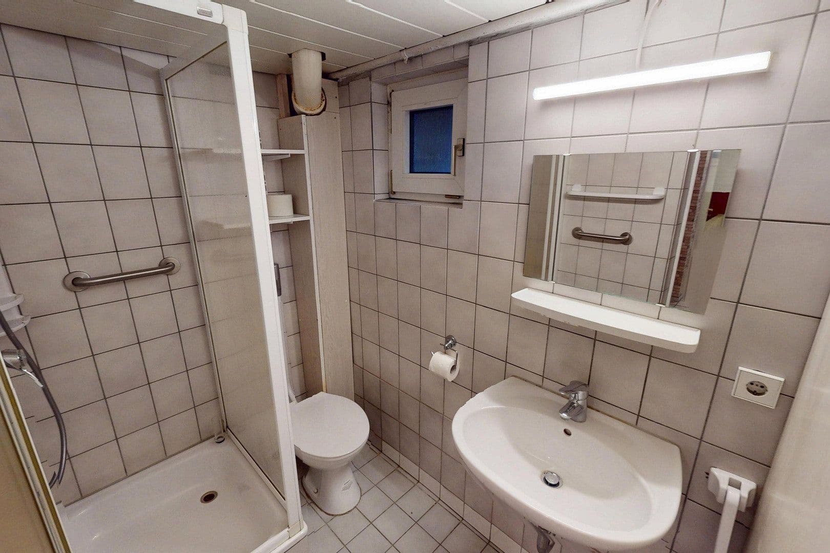 Predaj domu 92 m², pozemok 214 m², Fohrenbühlerstraße 103, Sindelfingen, Bádensko-Wurttembersko Predaj domu 92 m², pozemok 214 m², Fohrenbühlerstraße 103, Sindelfingen, Bádensko-Wurttembersko