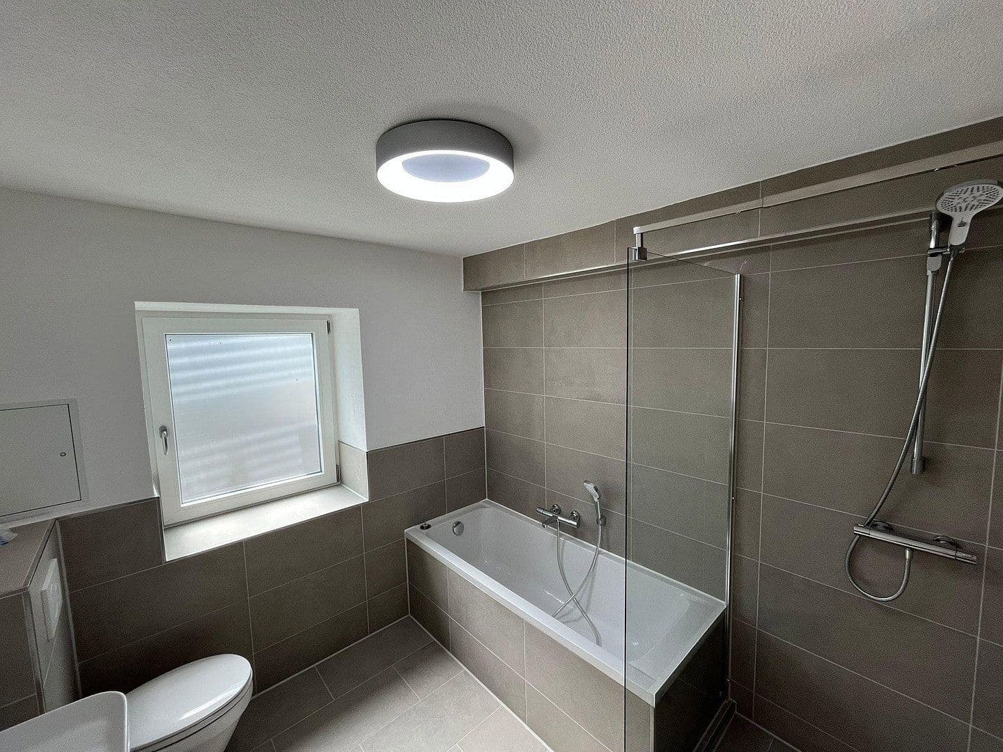 Prenájom bytu 4-izbový 86 m², Hauptstraße 43, Bad Kohlgrub, Bavorsko Prenájom bytu 4-izbový 86 m², Hauptstraße 43, Bad Kohlgrub, Bavorsko