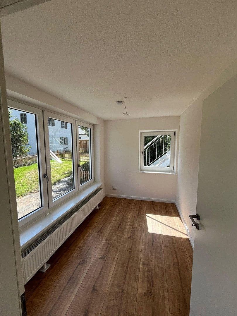 Prenájom bytu 4-izbový 86 m², Hauptstraße 43, Bad Kohlgrub, Bavorsko Prenájom bytu 4-izbový 86 m², Hauptstraße 43, Bad Kohlgrub, Bavorsko