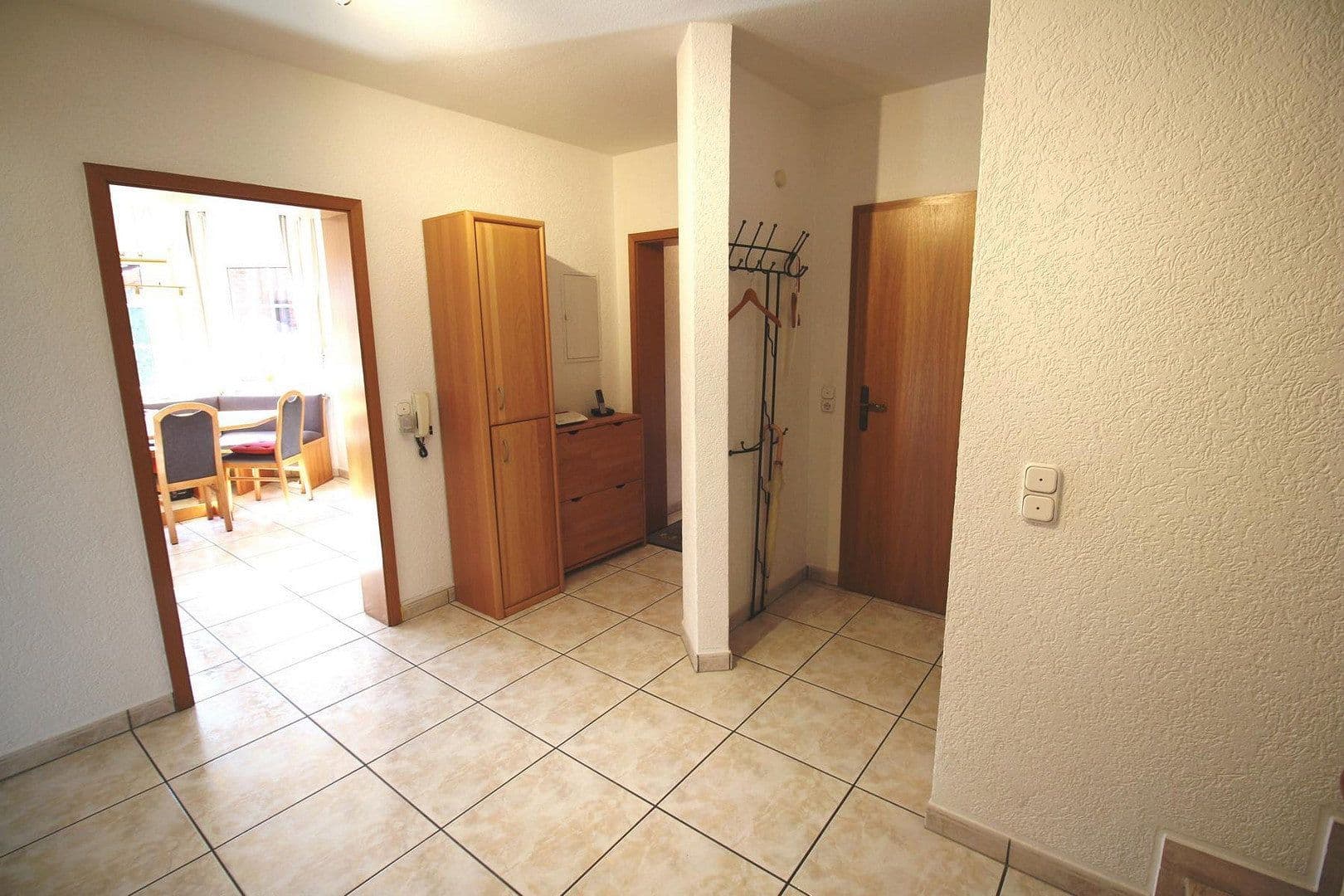 Predaj domu 165 m², pozemok 824 m², Immenhausen, Hesensko Predaj domu 165 m², pozemok 824 m², Immenhausen, Hesensko