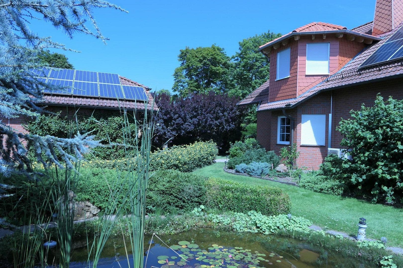 Predaj domu 165 m², pozemok 824 m², Immenhausen, Hesensko Predaj domu 165 m², pozemok 824 m², Immenhausen, Hesensko