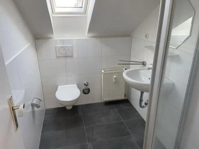 Prenájom bytu 2-izbový 32 m², Oststrasse 26, Meerbusch, Severné Porýnie - Westfálsko Prenájom bytu 2-izbový 32 m², Oststrasse 26, Meerbusch, Severné Porýnie - Westfálsko