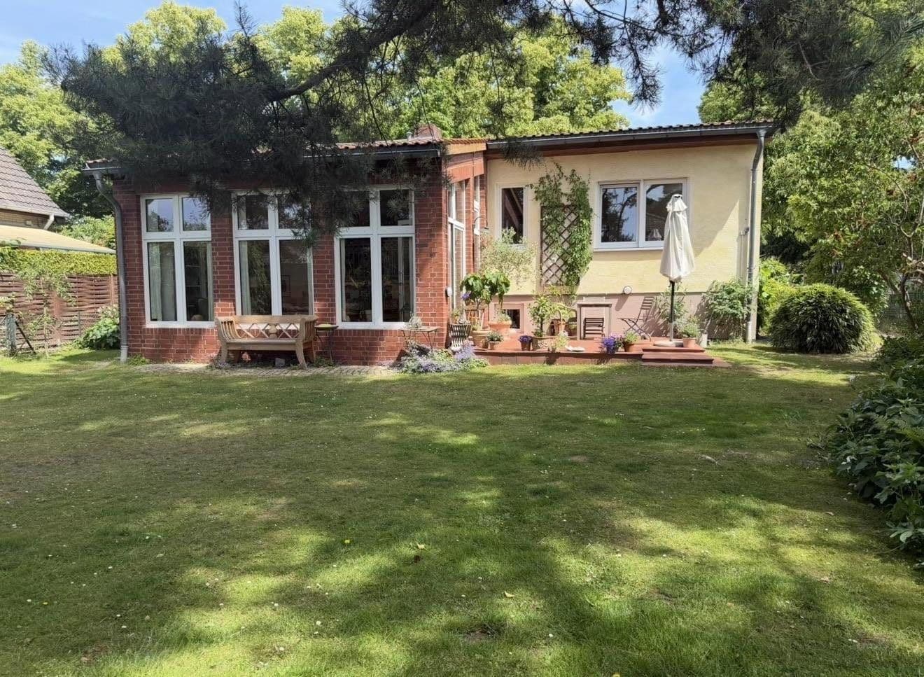 Predaj domu 129 m², pozemok 693 m², Petkusser Str. 22, Berlin, Berlín Predaj domu 129 m², pozemok 693 m², Petkusser Str. 22, Berlin, Berlín
