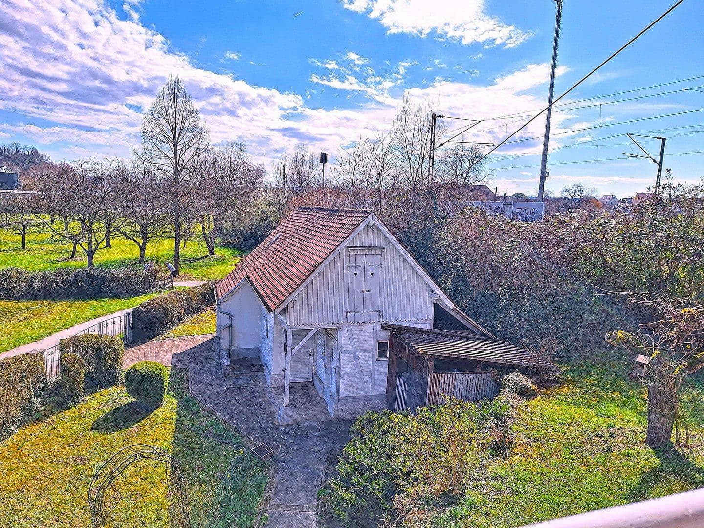Predaj domu 156 m², pozemok 714 m², Kirchheim am Neckar, Bádensko-Wurttembersko Predaj domu 156 m², pozemok 714 m², Kirchheim am Neckar, Bádensko-Wurttembersko