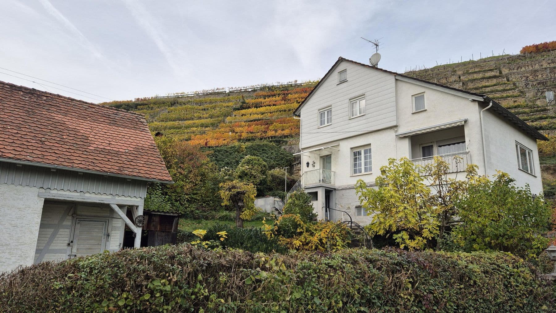 Predaj domu 156 m², pozemok 714 m², Kirchheim am Neckar, Bádensko-Wurttembersko Predaj domu 156 m², pozemok 714 m², Kirchheim am Neckar, Bádensko-Wurttembersko