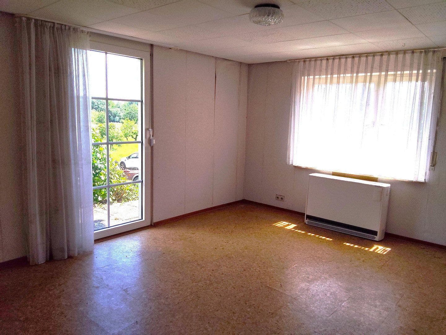 Predaj domu 156 m², pozemok 714 m², Kirchheim am Neckar, Bádensko-Wurttembersko Predaj domu 156 m², pozemok 714 m², Kirchheim am Neckar, Bádensko-Wurttembersko