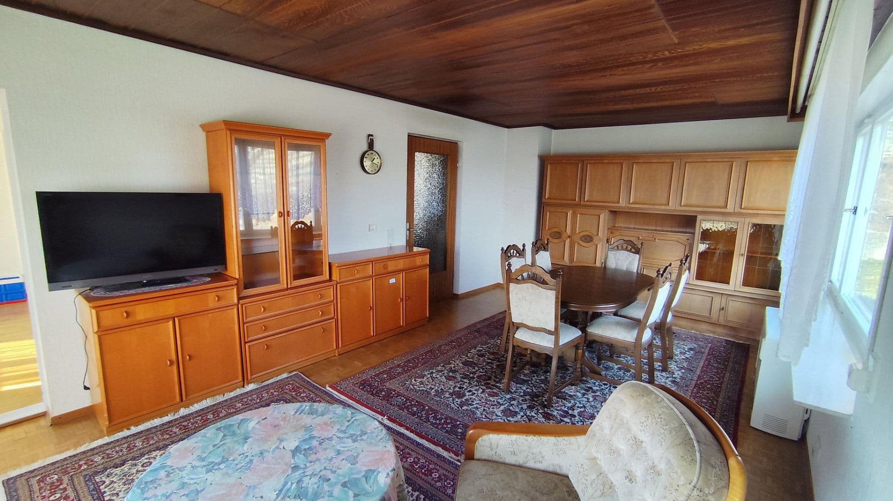 Predaj domu 156 m², pozemok 714 m², Kirchheim am Neckar, Bádensko-Wurttembersko Predaj domu 156 m², pozemok 714 m², Kirchheim am Neckar, Bádensko-Wurttembersko