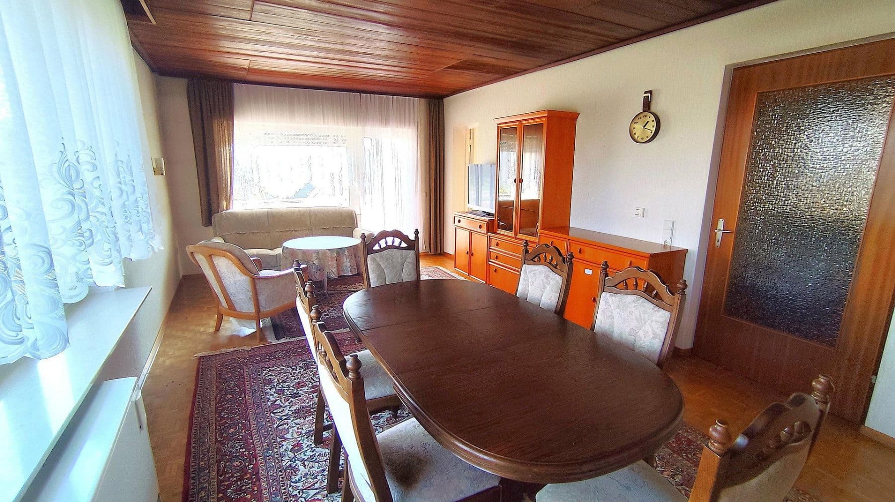 Predaj domu 156 m², pozemok 714 m², Kirchheim am Neckar, Bádensko-Wurttembersko Predaj domu 156 m², pozemok 714 m², Kirchheim am Neckar, Bádensko-Wurttembersko