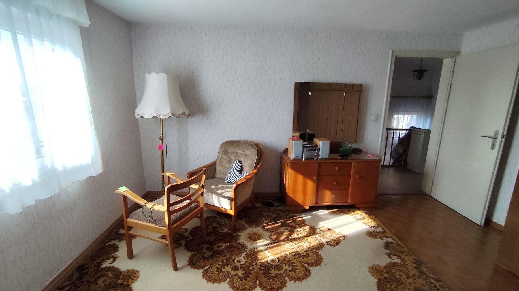 Predaj domu 156 m², pozemok 714 m², Kirchheim am Neckar, Bádensko-Wurttembersko Predaj domu 156 m², pozemok 714 m², Kirchheim am Neckar, Bádensko-Wurttembersko