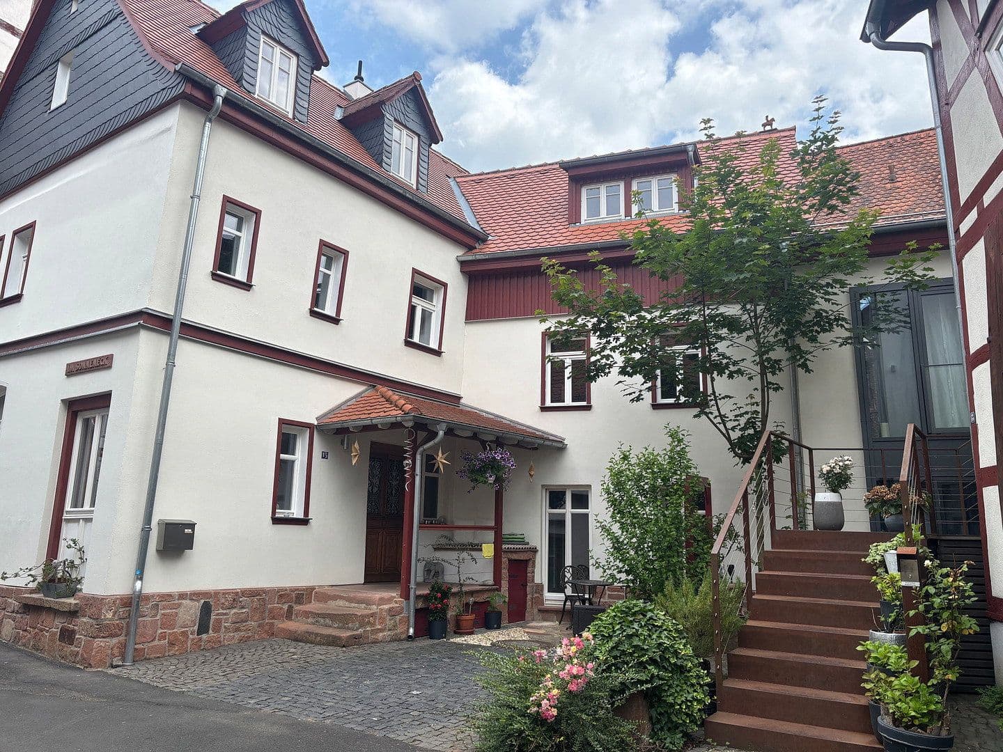 Prenájom domu 165 m², pozemok 160 m², Erbsengasse 15, Büdingen, Hesensko Prenájom domu 165 m², pozemok 160 m², Erbsengasse 15, Büdingen, Hesensko
