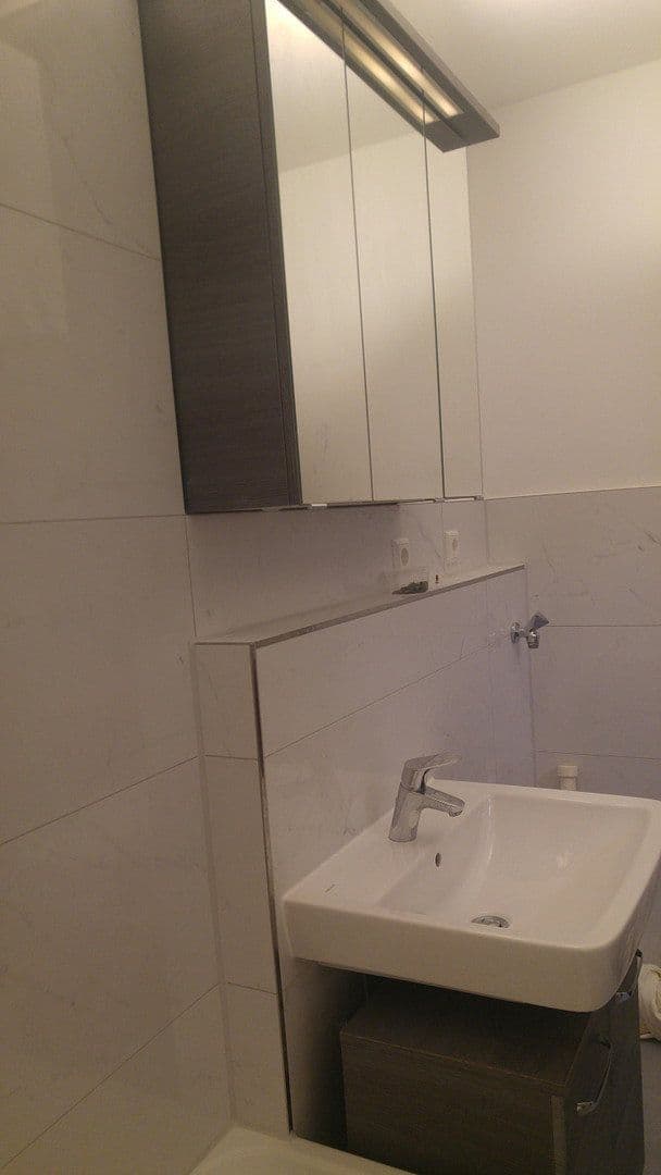 Prenájom bytu 1-izbový 49 m², Leonberg, Bádensko-Wurttembersko Prenájom bytu 1-izbový 49 m², Leonberg, Bádensko-Wurttembersko