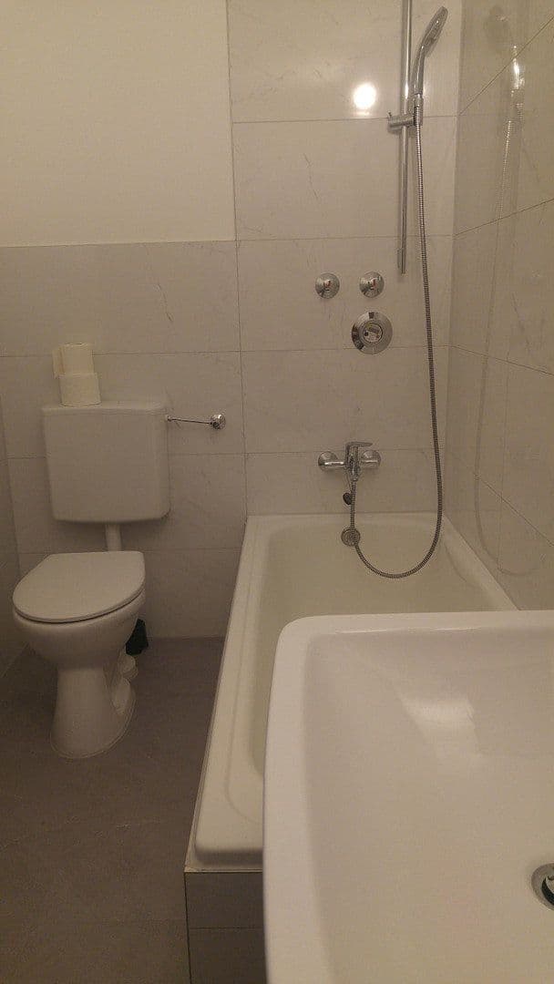 Prenájom bytu 1-izbový 49 m², Leonberg, Bádensko-Wurttembersko Prenájom bytu 1-izbový 49 m², Leonberg, Bádensko-Wurttembersko